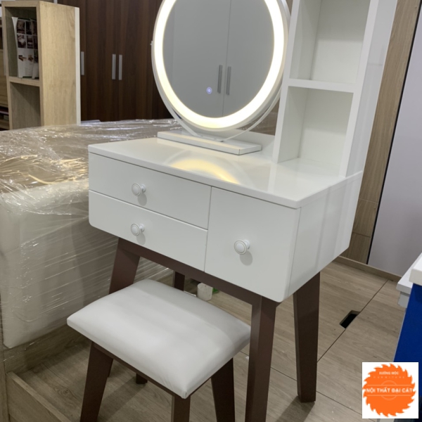Bàn trang điểm gương đèn led cảm ứng BTĐ062
